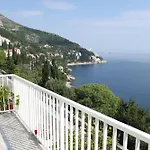 Apartments Sv.Jakov